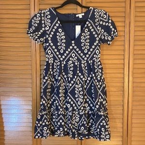 NWT Navy/Cream embroidered short sleeve mini dress - size M